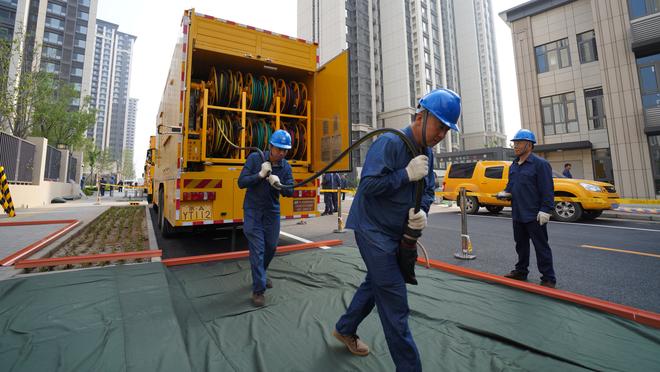 特狮谈巴萨生涯400场：希望成为年轻人榜样，向小将传授经验